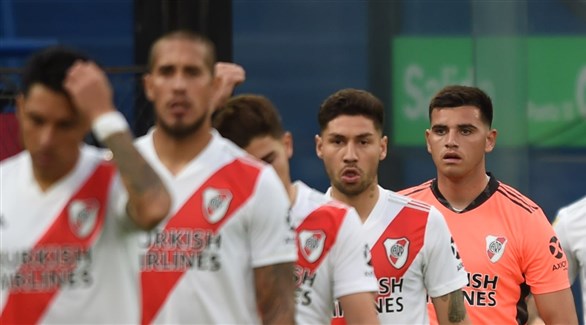 إصابة 25 لاعبا بكورونا في نادي