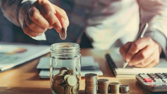 أربع عادات مالية خاطئة عليك الإقلاع