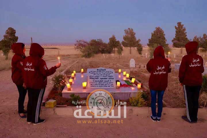 مسيحيو الكرك يضيئون الشموع على قبر