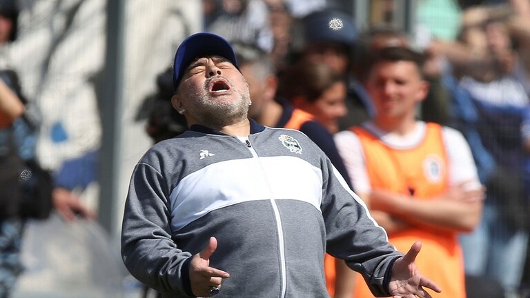 الطاقم الطبي لمارادونا يواجه تهمة القتل