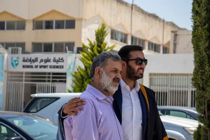 هيثم ابو الرب مبارك الماجستير (صور)