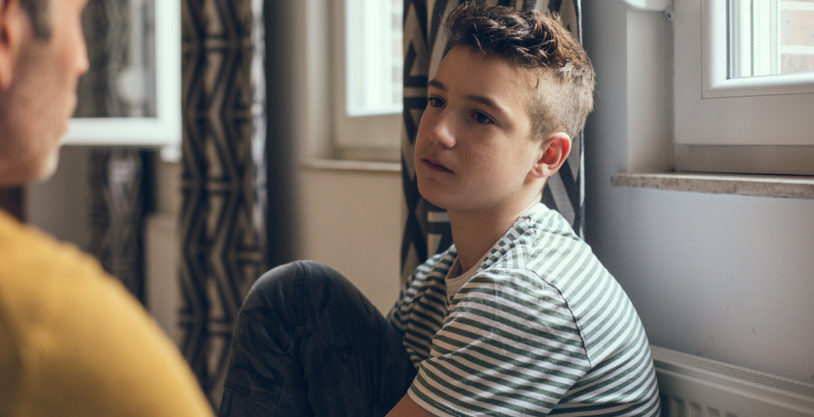 خلل وطرق التربية المعاصرة حولت المراهق