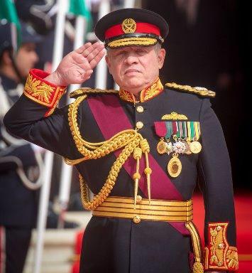 اسرة جامعة ال البيت تهنئ جلالة