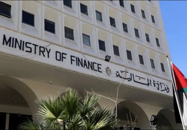 انخفاض العجز المالي إلى 274 مليون