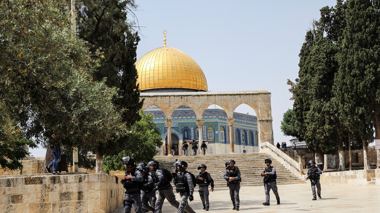 رئيس المخابرات المصرية في فلسطين لبحث