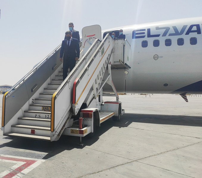 أول زيارة لوزير خارجية دولة الاحتلال