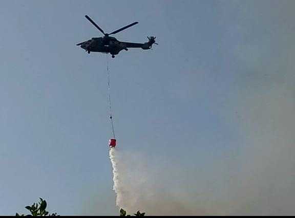 طائرات سلاح الجو تشارك في إطفاء