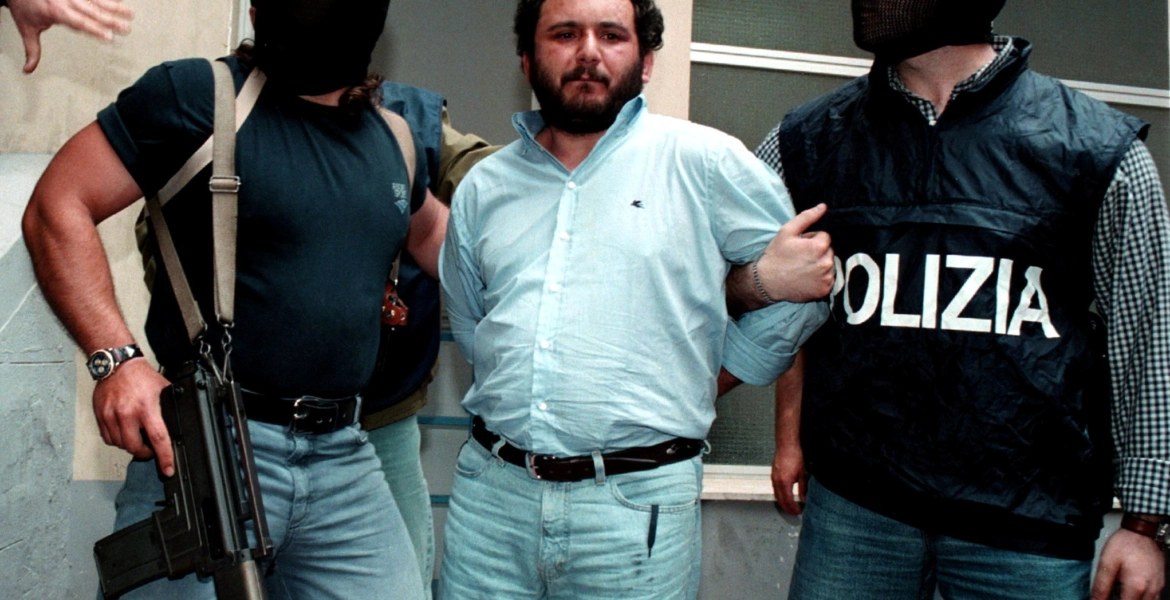 إيطاليا تطلق سراح أخطر زعماء المافيا..