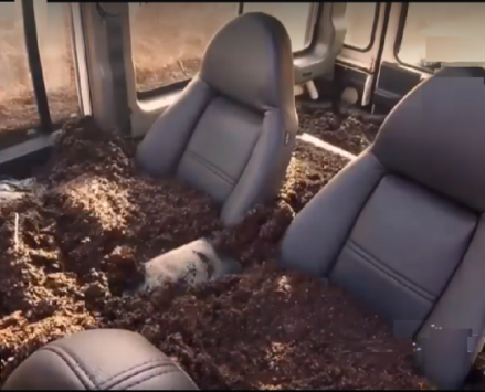 ما مصير سيارات رامز تحت الأرض؟