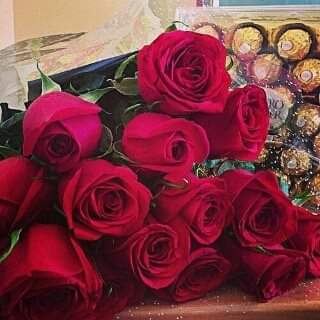 رويدة المجاولة.. . مبروك الماجستير