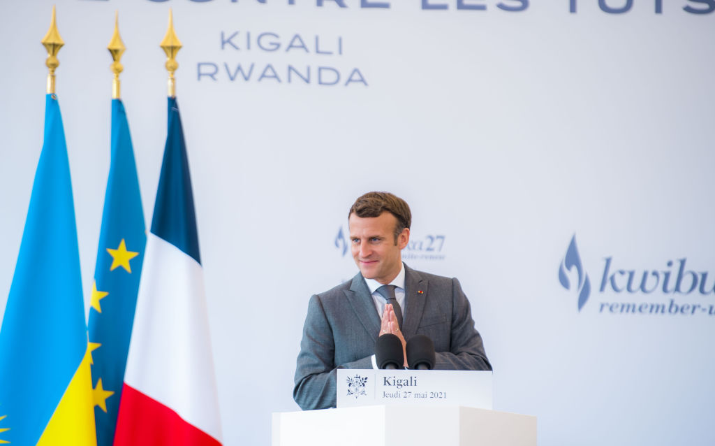 مترجم: هل تستطيع فرنسا وألمانيا الفرار