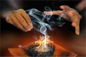 هل ذهبت او صدقت منجم؟ هذا