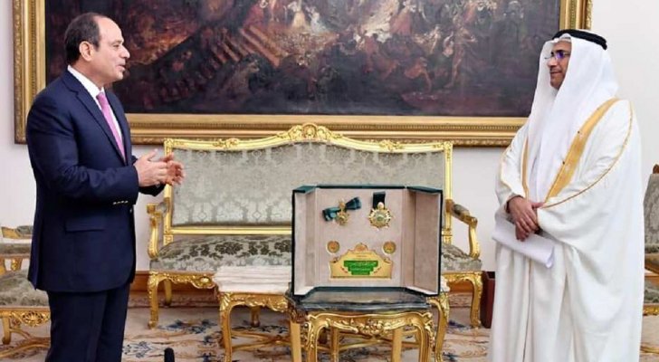 البرلمان العربي يمنح السيسي وسام القائد