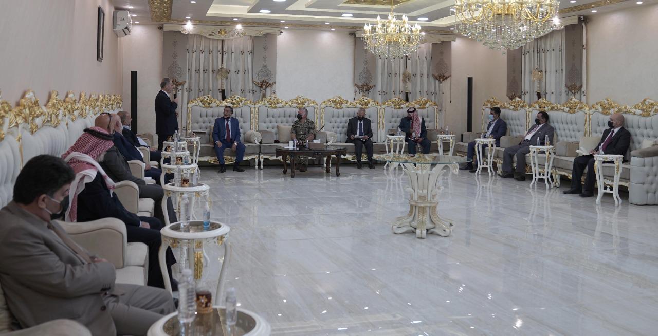 مشاهد من زيارة الملك لمعان (صور