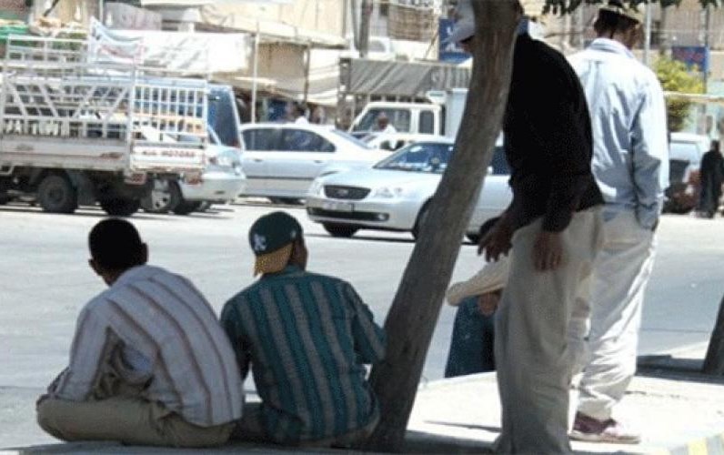 العمل: قرارات لتسهيل تنظيم سوق العمل