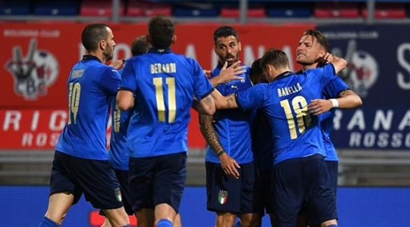 إيطاليا تسحق التشيك برباعية استعدادا لبطولة