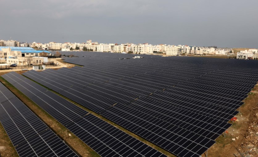 أورنج تقود نشر الطاقة الشمسية في