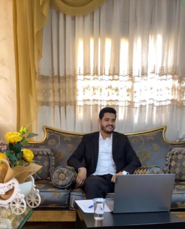 حمزه الحنيطي.. مبارك التخرج