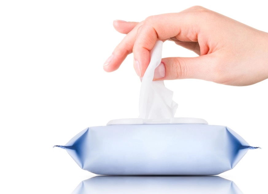 تظنين انه نافع؟ مناديل الوجه المبللة