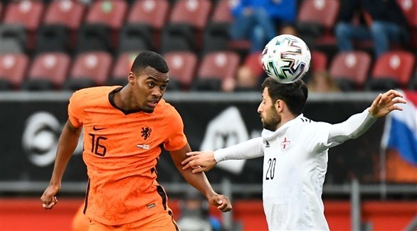 هولندا تفوز على جورجيا بثلاثية نظيفة