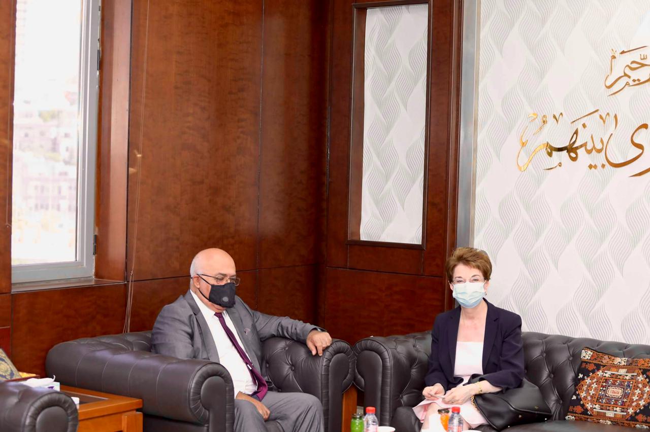 المعايطة يلتقي السفيرة اليونانية