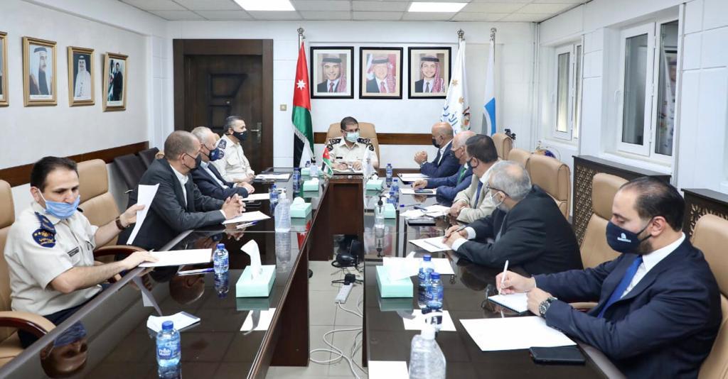 إنشاء مجلس تنسيقي بين الجمارك وغرفة