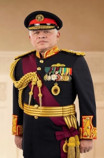 عمان الاهلية تهنىء بعيد الجلوس الملكي