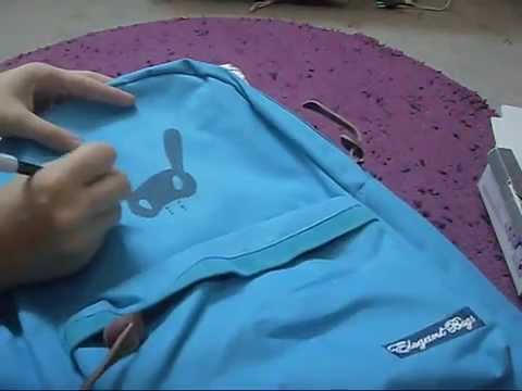 طفل يشنق نفسه بسبب حقيبته