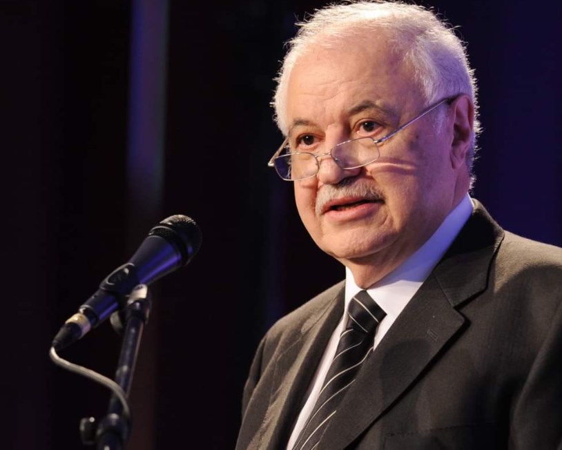 أبو غزالة يطرح أسئلة خطيرة