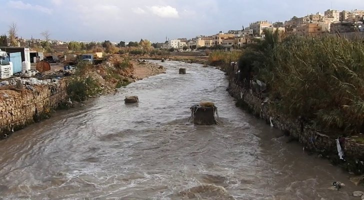 تفاصيل حرق فتاة على يد شقيقها