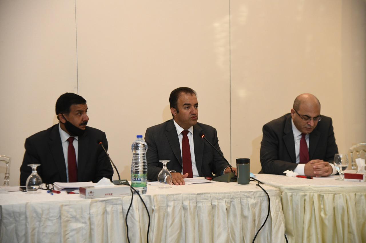 الهلالات: انتخابات البلديات واللامركزية في شهر