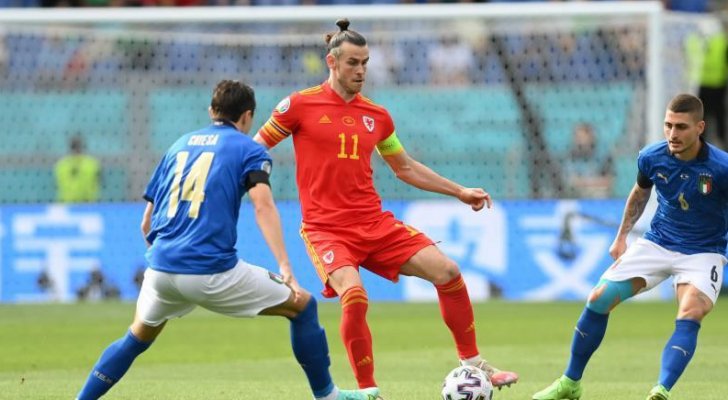 إيطاليا تواصل تألقها وتتجاوز ويلز بهدف