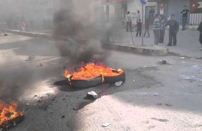 مادبا : إغلاق طريق سوق المواشي