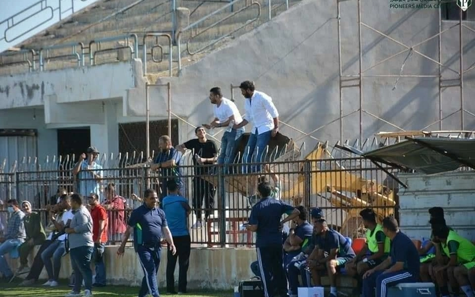 مدرب مصري يلجأ لحيلة غريبة لقيادة