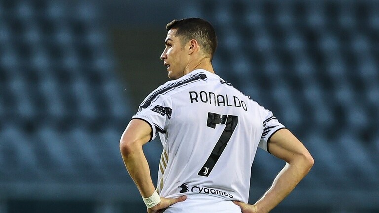 يوفنتوس يمنح رونالدو مهلة أخيرة لتحديد
