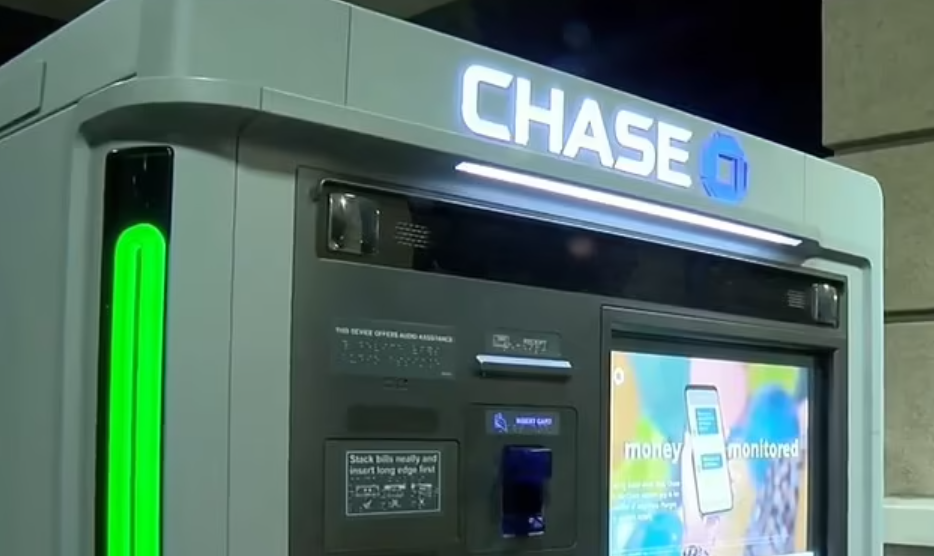 صدمة سيدة أمريكية تحولت فجأة إلى