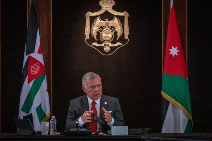 الملك يلتقي ممثلين عن قطاع خدمات