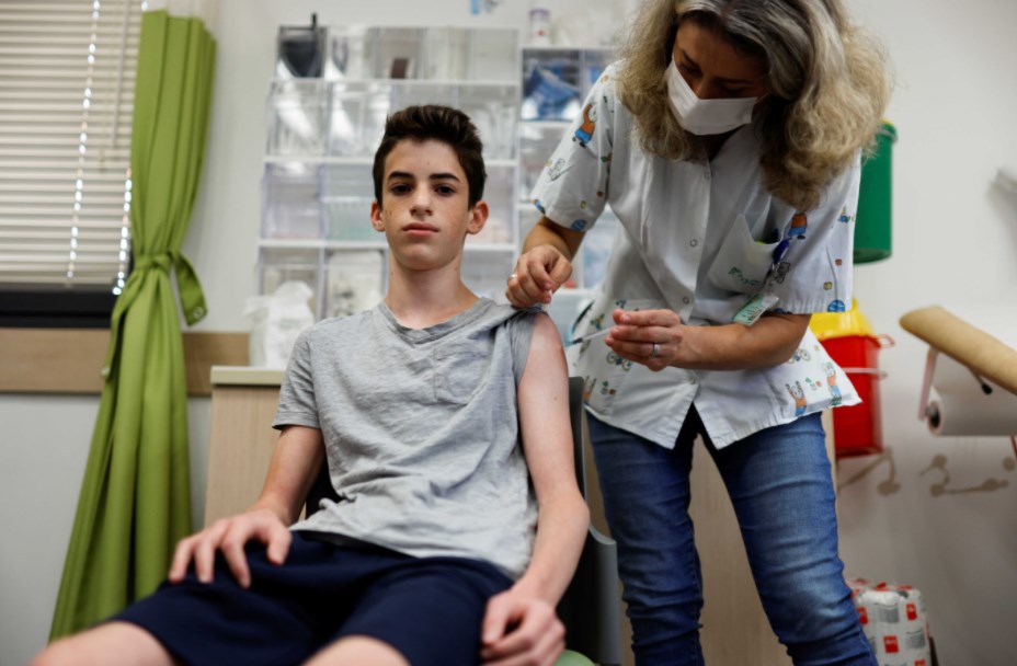 بسبب سلالة دلتا.. إسرائيل تعيد فرض