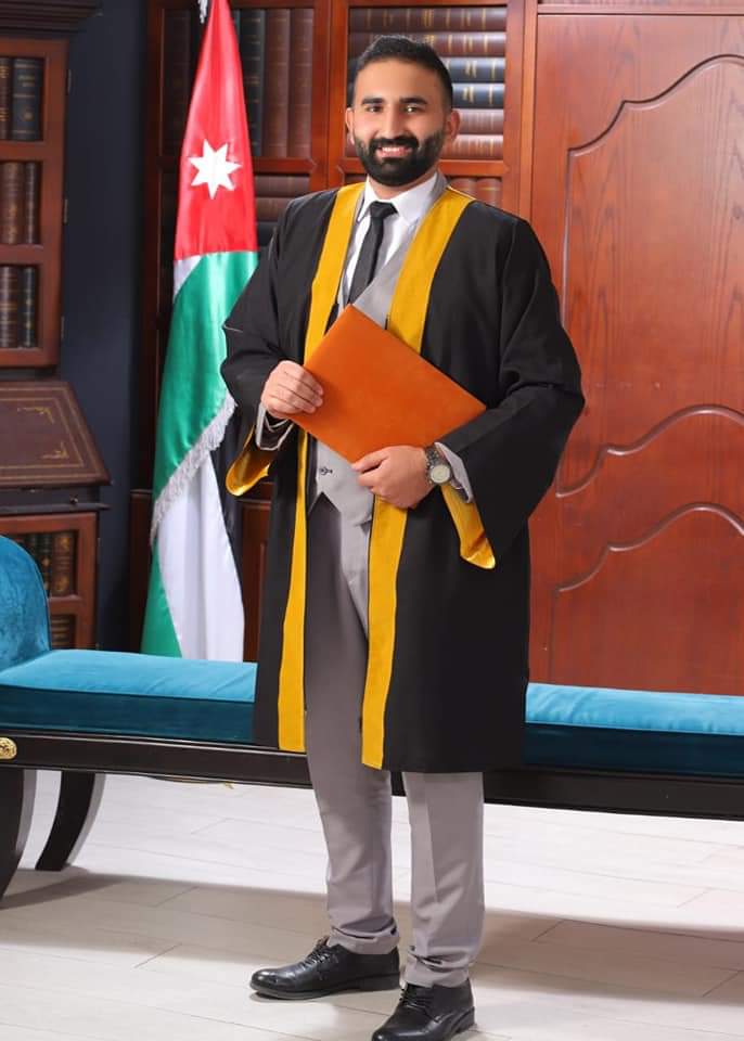 ارشيد الشرايعة مبارك التخرج