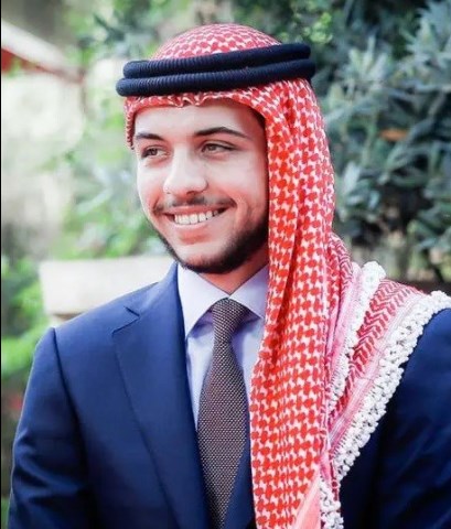 عمان الاهلية تهنىء بعيد ميلاد سمو