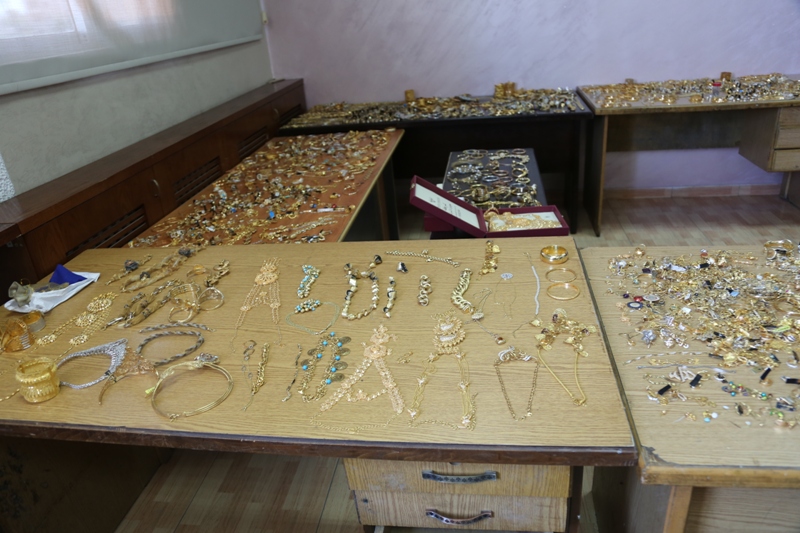 الأمن يعيد 26 كغم من الذهب