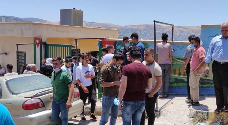 99540 طالبا وطالبة يتقدمون لامتحان التوجيهي