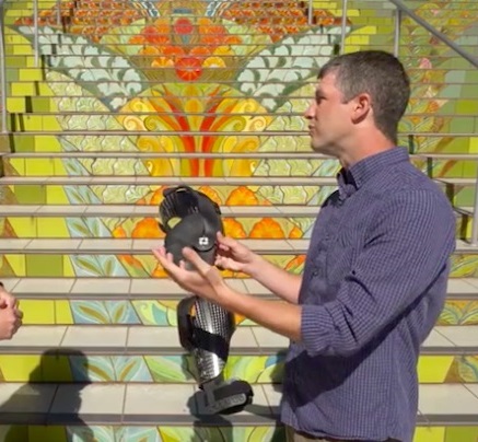 دعامة روبوتية ثورية قابلة للارتداء لمحاربة