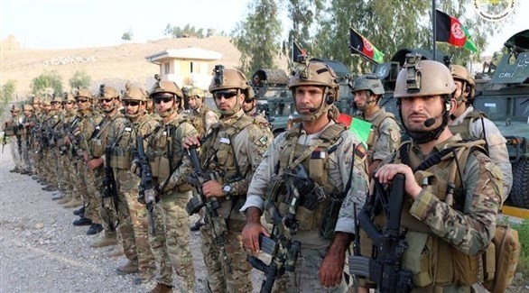 هربا من طالبان.. فرار ألف جندي