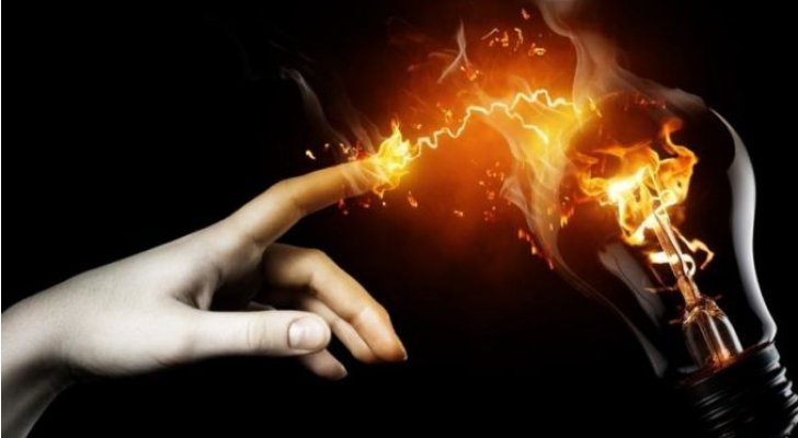 وفاة فتاة بصعقة كهربائية في الصريح