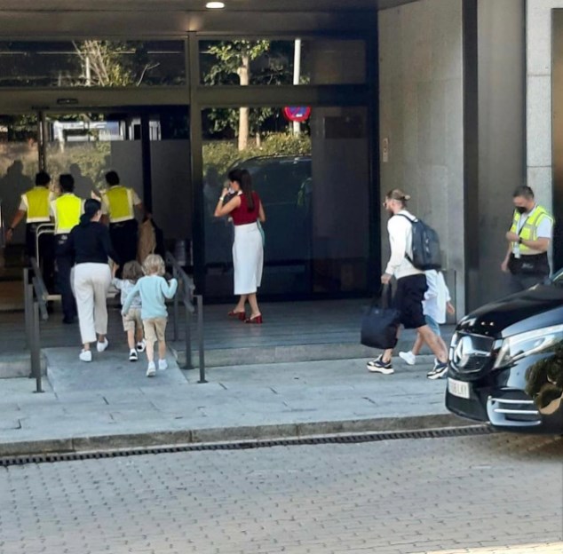 رسميا.. راموس يصل باريس لإتمام انتقاله