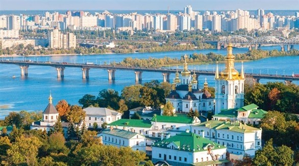 بحثا عن نسمة صيف ومتنفس وسط