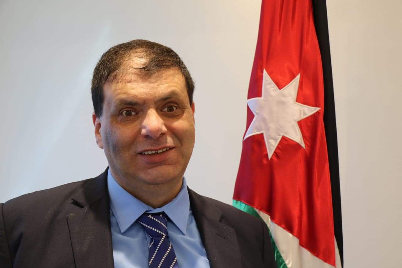 العزة يكتب: أسئلة أصعب وأغرب من