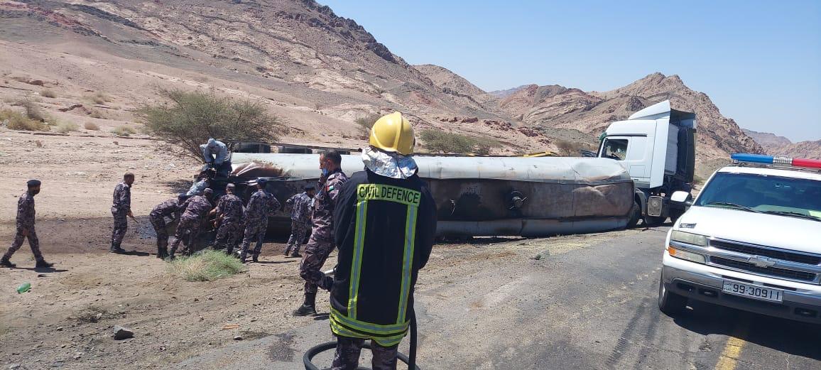 انقلاب صهريج محمل بكميات كبيرة من