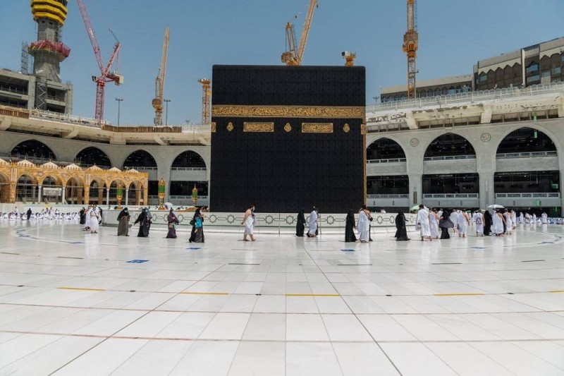 ظاهرة فلكية تتسبب باختفاء ظل الكعبة